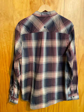 Load image into Gallery viewer, Size Large Prana Men's Long Sleeve Shirt