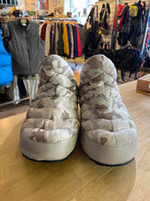 Load image into Gallery viewer, 9 The North Face Men's Shoes