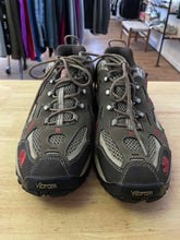 Load image into Gallery viewer, Shoe Size 11 The North Face Grey Hiking Shoes