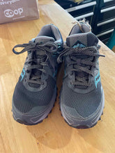 Load image into Gallery viewer, Women's Shoe Size 9.5 Saucony Grey Hiking Shoes