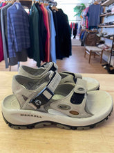 Load image into Gallery viewer, Shoe Size 6 Merrell Beige Sandals