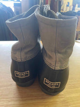 Load image into Gallery viewer, Shoe Size 10 Sperry Grey Boots