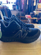 Load image into Gallery viewer, Women's Shoe Size 10.5 New Balance Black Hiking Shoes