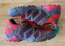 Load image into Gallery viewer, 9 Garmont Men's Hiking Shoes