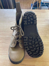 Load image into Gallery viewer, 9 Hodgman Men's Boots