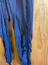 Load image into Gallery viewer, Size 4 Lululemon Black Women's Pants