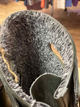 Load image into Gallery viewer, Shoe Size 9 Bogs Green Boots