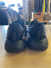 Load image into Gallery viewer, Women's Shoe Size 10 Lululemon Black Running Shoes