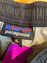 Load image into Gallery viewer, Size XL Patagonia Men's Rain Pants