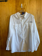 Load image into Gallery viewer, Size XXL Columbia Men's Long Sleeve Shirt