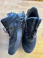 Load image into Gallery viewer, Women's Shoe Size 10.5 New Balance Black Hiking Shoes