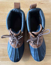 Load image into Gallery viewer, Women's Shoe Size 9 Grizzly Apparel Brown Boots