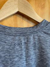 Load image into Gallery viewer, Size L Orvis Men's Long Sleeve Shirt