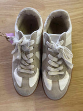 Load image into Gallery viewer, Women's Shoe Size 9 Sincerely Jules White Running Shoes