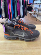 Load image into Gallery viewer, 11.5 Nike Men's Shoes