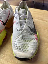 Load image into Gallery viewer, Shoe Size 6 Nike White Running Shoes