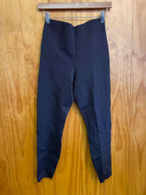 Load image into Gallery viewer, Size 8 Lululemon Black Women's Leggings