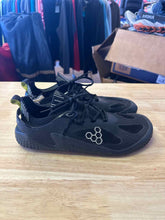 Load image into Gallery viewer, 44 Vivo Barefoot Men's Shoes
