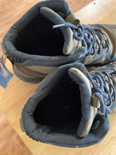 Load image into Gallery viewer, 12 Merrell Men's Hiking Boots