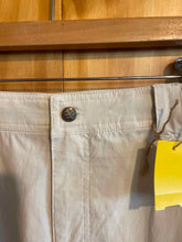 Load image into Gallery viewer, Size 34 Coolibar Men's Pants