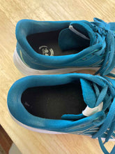 Load image into Gallery viewer, Women's Shoe Size 8.5 Asics Teal Running Shoes