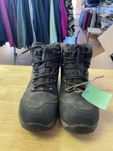 Load image into Gallery viewer, Women's Shoe Size 6 vasque Black Hiking Boots