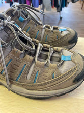 Load image into Gallery viewer, Women's Shoe Size 9.5 vasque Brown Hiking Shoes