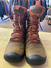 Load image into Gallery viewer, Shoe Size 8 Keen Brown Boots