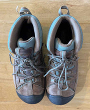 Load image into Gallery viewer, Women's Shoe Size 8 Keen Brown Hiking Boots