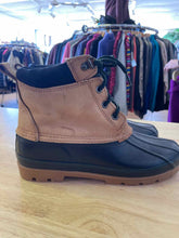 Load image into Gallery viewer, Women's Shoe Size 9 Lands End Brown Boots