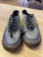 Load image into Gallery viewer, Women's Shoe Size 6 Hybrid Green Label Grey Casual Shoes