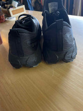 Load image into Gallery viewer, 11 Brooks Men's Hiking Shoes