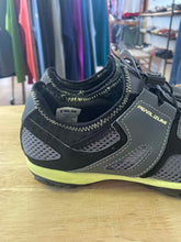 Load image into Gallery viewer, Pearl Izumi Women's 40 Cycling Shoes