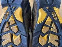 Load image into Gallery viewer, 13 Keen EE Men's Hiking Boots