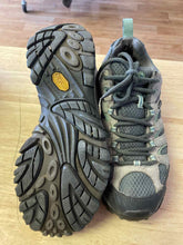 Load image into Gallery viewer, Women's Shoe Size 8 Merrell Grey Hiking Shoes
