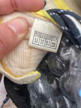 Load image into Gallery viewer, Evolv 3 Shoes