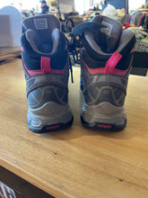 Load image into Gallery viewer, Shoe Size 5.5 Salomon Grey Boots