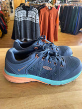 Load image into Gallery viewer, Shoe Size 9.5 Keen Blue Shoes