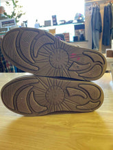 Load image into Gallery viewer, Shoe Size 8 UGG Brown Boots