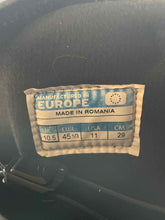 Load image into Gallery viewer, Salomon 10.5 Cross Country Ski Boots