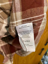 Load image into Gallery viewer, Size L Eddie Bauer Men's Long Sleeve Shirt