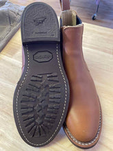 Load image into Gallery viewer, Red Wing Brown Boots