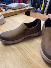 Load image into Gallery viewer, 42 Dansko Men's Shoes