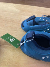 Load image into Gallery viewer, 46 Hike Footwear Men's Water Shoes