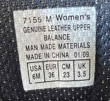 Load image into Gallery viewer, Shoe Size 6 vasque Brown Boots