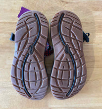 Load image into Gallery viewer, Women's Shoe Size 7 Chaco Red Sandals