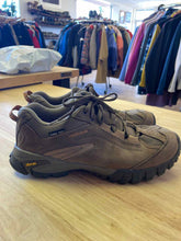 Load image into Gallery viewer, Shoe Size 10.5 vasque Brown Hiking Shoes