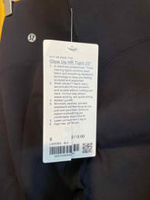 Load image into Gallery viewer, Size 8 Lululemon Black Women's Leggings