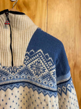 Load image into Gallery viewer, Size XS Skjaeveland White Women's Sweater & Sweatshirt