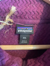 Load image into Gallery viewer, Size XXL Patagonia Purple Women's Fleece Sweatshirt